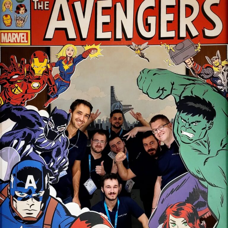 Photo de l'équipe technique à l'hôtel Marvel de Disney lors du Forum PHP